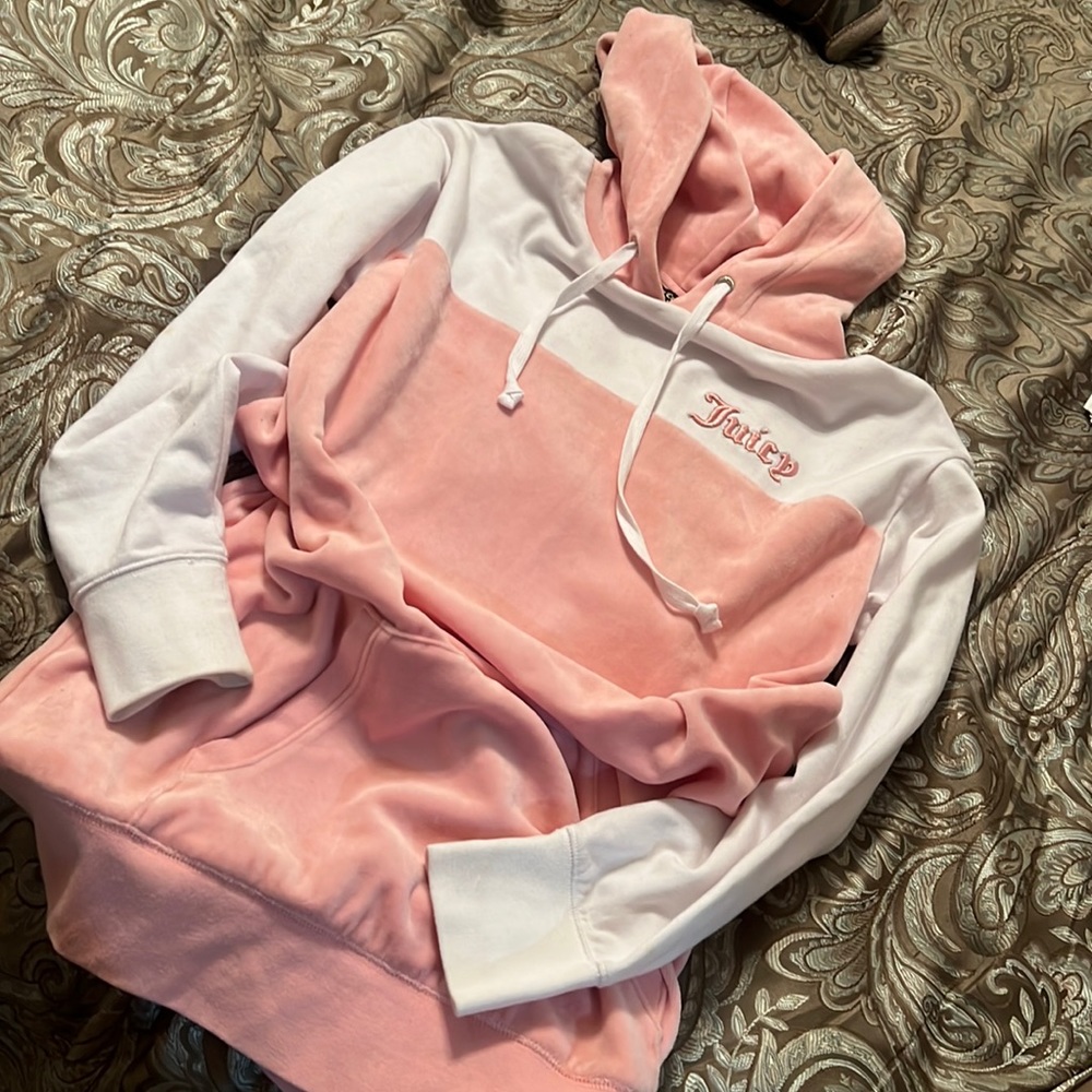 Dress Size Juicy Couture Rhinestone Embroidered Hoodie with Pockets Size S